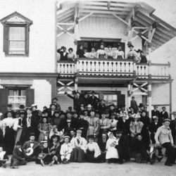 The lighthouse with large group - old photo